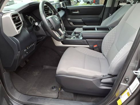 Used 2024 Toyota Tundra SR5 w/ SR5 Convenience Package AWD/4WD image 15