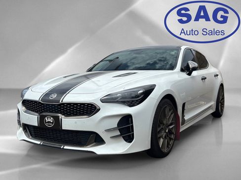 Used 2021 Kia Stinger GT1 AWD/4WD image 5