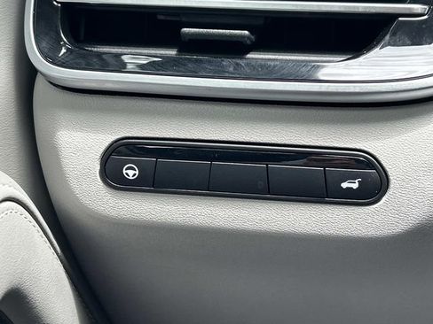 Certified 2026 INFINITI QX60 Luxe w/ Cargo Package FWD image 34