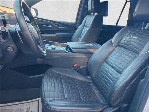 Used 2023 Cadillac Escalade V image 16