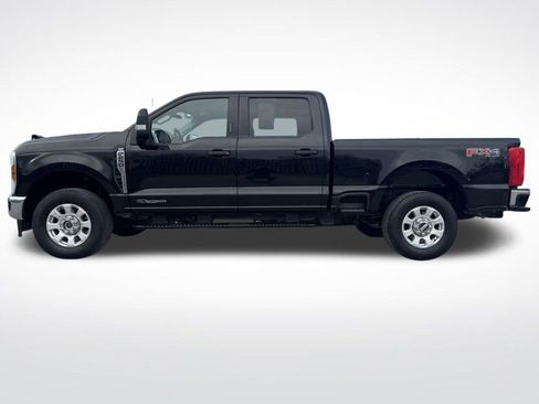 Used 2024 Ford F250 XLT w/ FX4 Off-Road Package image 7