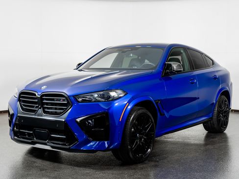 Used 2024 BMW X6 M Competition image 23