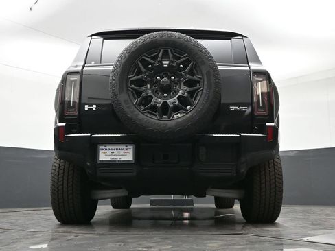 Used 2025 GMC Hummer EV 2X AWD/4WD image 27