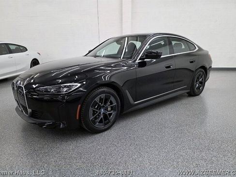 Used 2023 BMW i4 eDrive35 w/ Premium Package RWD image 4