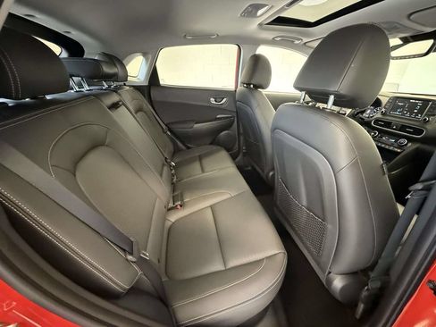 Used 2019 Hyundai Kona Ultimate FWD image 16