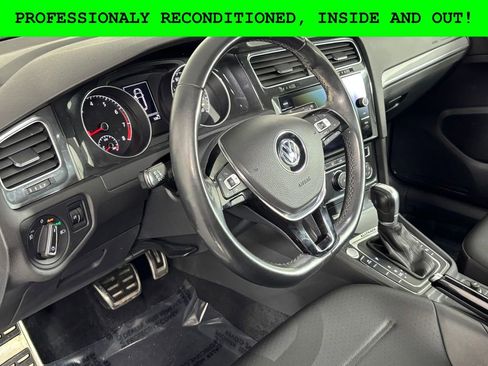Used 2019 Volkswagen Golf Alltrack SE image 7
