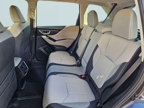 Used 2023 Subaru Forester Premium image 25