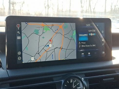 Used 2023 Lexus IS 500 image 18