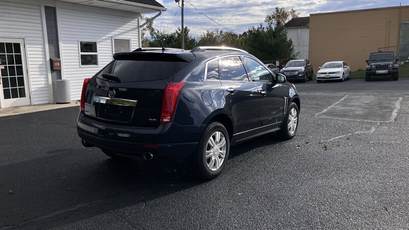 Used 2014 Cadillac SRX Luxury FWD image 4