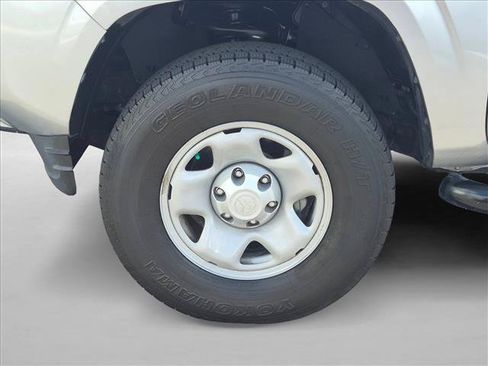 Used 2022 Toyota Tacoma SR w/ SR Convenience Package RWD image 20