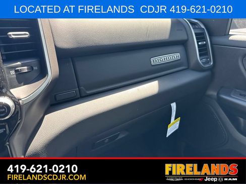 New 2026 RAM 1500 4x4 Crew Cab image 26