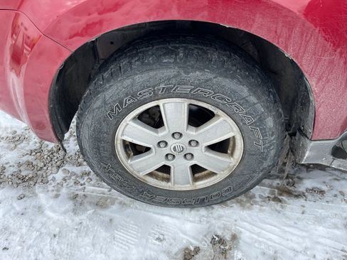 Used 2010 Mercury Mariner 2WD image 7