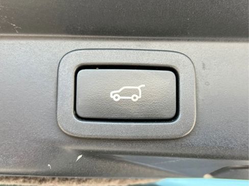 Used 2020 Land Rover Range Rover Sport HSE AWD/4WD image 28