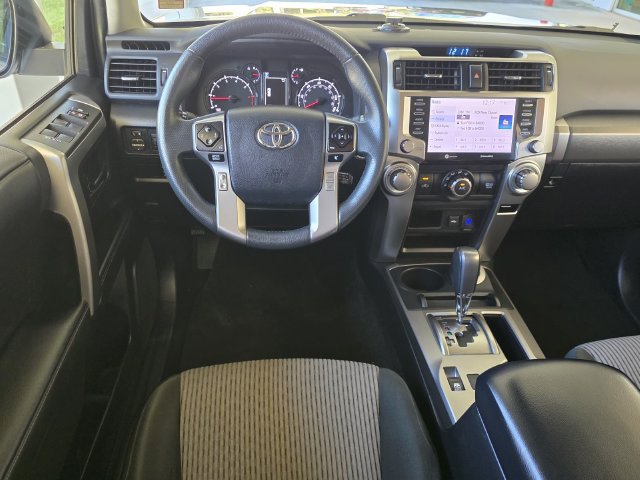 Certified 2022 Toyota 4Runner SR5 AWD/4WD image 11