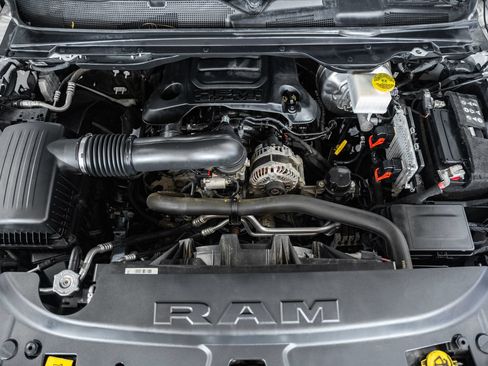 Used 2022 RAM 1500 Laramie AWD/4WD image 28