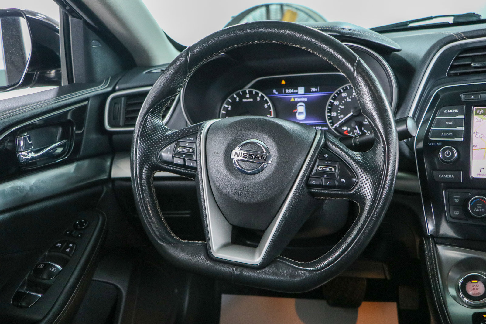 Used 2022 Nissan Maxima SV w/ Floor Mat Group FWD image 12