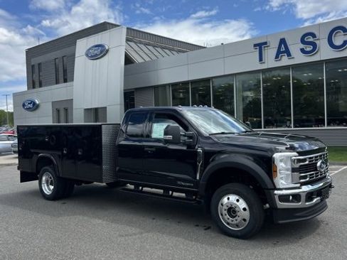 New 2025 Ford F450 XLT w/ XLT Value Package image 2