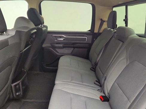 Used 2020 RAM 1500 Big Horn AWD/4WD image 18