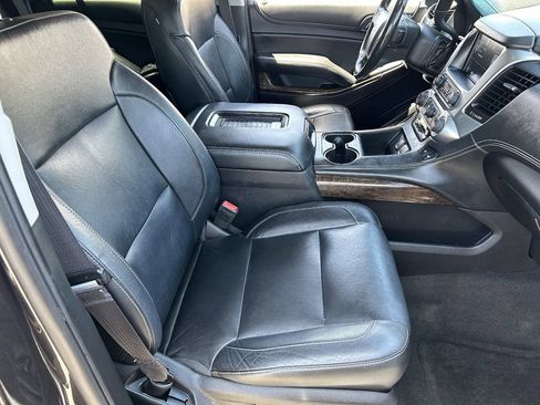 Used 2015 Chevrolet Tahoe LT w/ Luxury Package RWD image 11