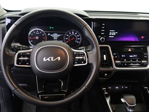 Used 2023 Kia Sorento EX image 24