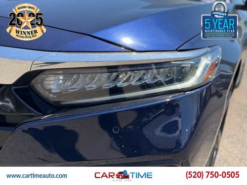 Used 2018 Honda Accord Touring image 6