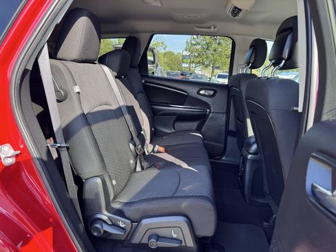 Used 2014 Dodge Journey SXT w/ Flexible Seating Group AWD/4WD image 17