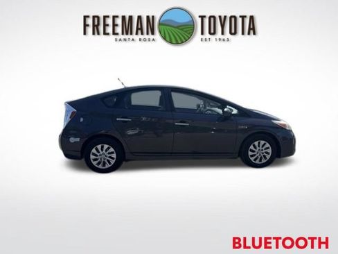 Used 2014 Toyota Prius Prime Plug-In Hybrid FWD image 4