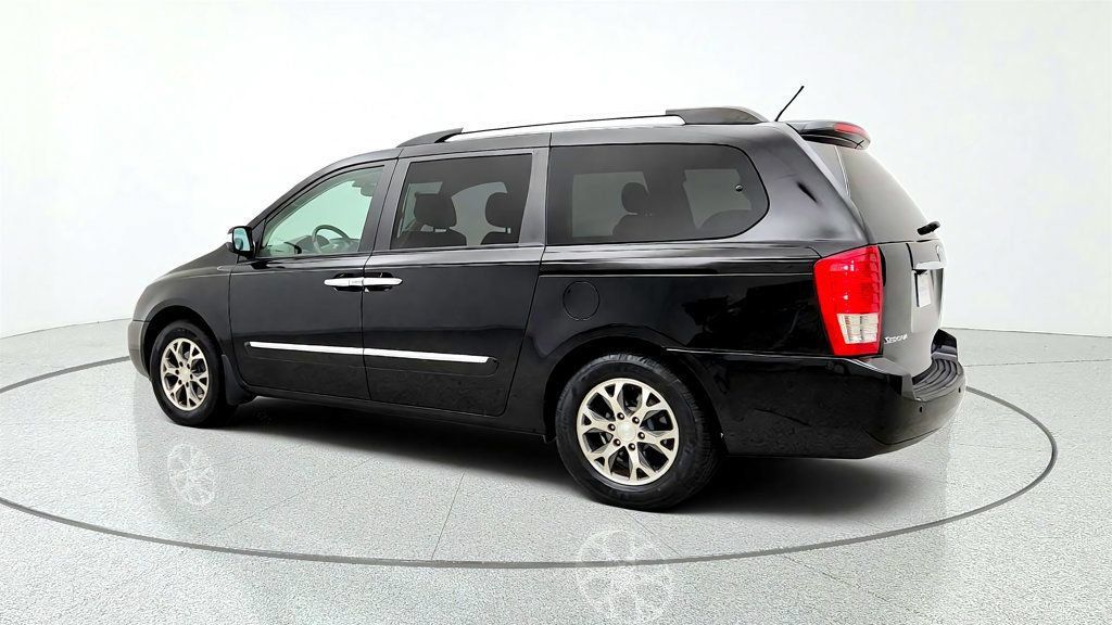 Used 2014 Kia Sedona EX FWD image 7
