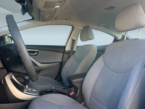 Used 2012 Hyundai Elantra GLS image 5