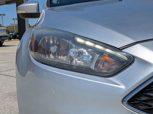 Used 2017 Ford Focus SE image 10