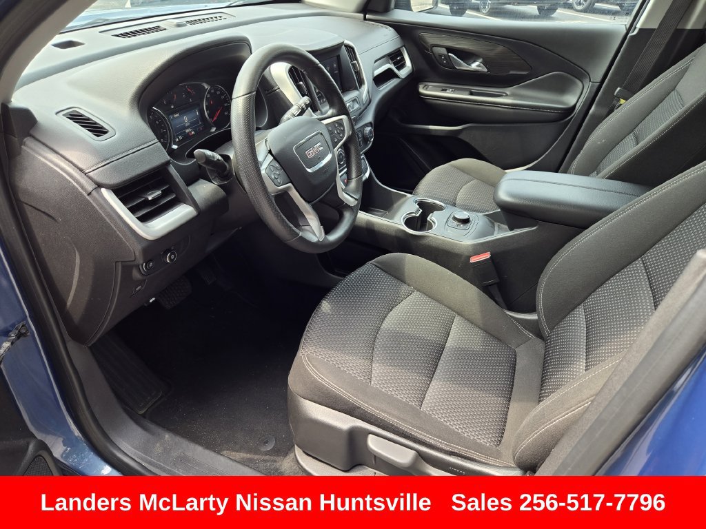 Used 2024 GMC Terrain SLE AWD/4WD image 17