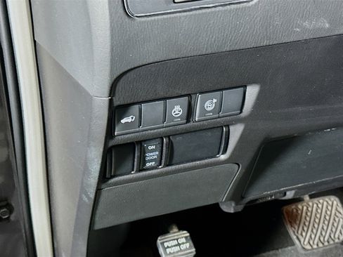 Used 2024 INFINITI QX80 Luxe image 16