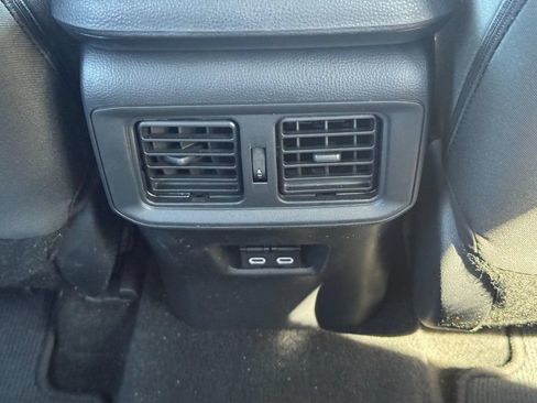 Certified 2025 Toyota RAV4 XLE AWD/4WD image 15