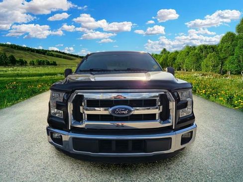 Used 2016 Ford F150 XLT RWD image 2