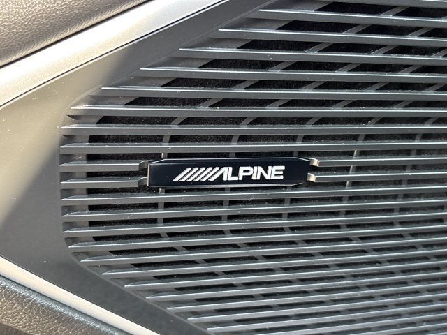 Used 2024 Jeep Wagoneer Series II w/ Flexible Seating Group RWD image 24