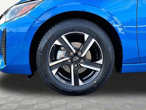 Used 2025 Nissan Sentra SV FWD image 22