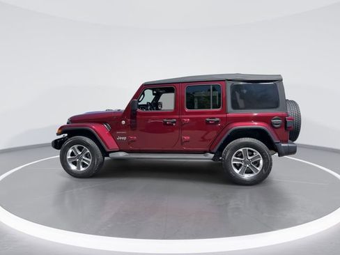 Used 2022 Jeep Wrangler Unlimited Sahara w/ Cold Weather Group image 5