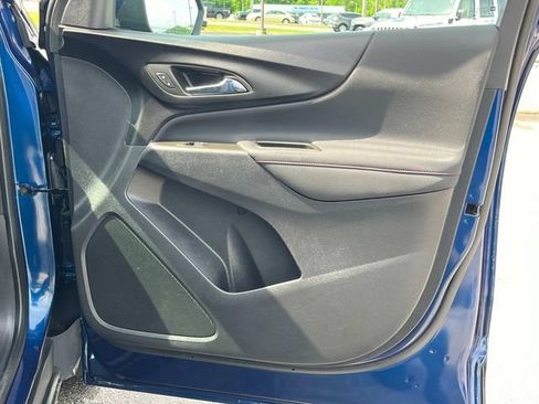 Used 2023 Chevrolet Equinox RS w/ LPO, Floor Liner Package FWD image 25