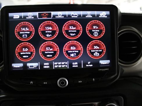 Used 2018 Jeep Wrangler Unlimited Sport S AWD/4WD image 40