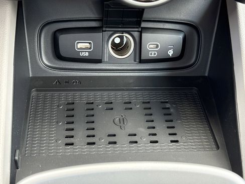 New 2026 Hyundai Venue SEL FWD image 25