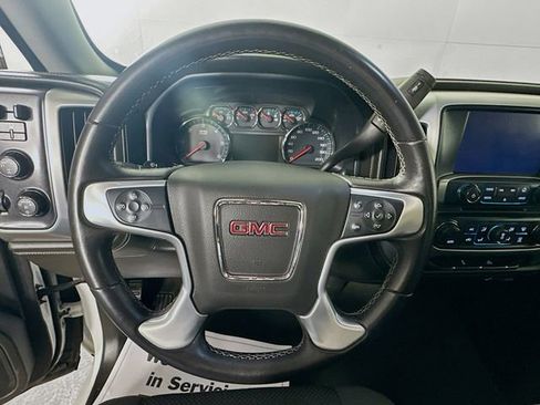 Used 2017 GMC Sierra 1500 SLE image 12
