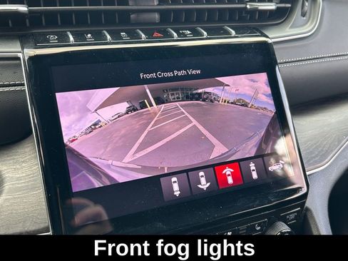 Used 2025 Jeep Grand Cherokee L Limited w/ Luxury Tech Group II image 21