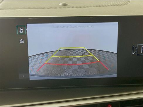 Used 2025 Kia Sorento LX image 14