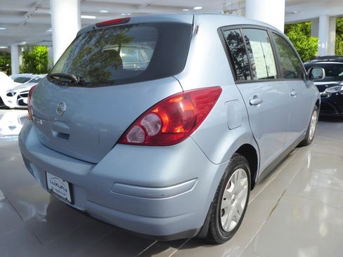 Used 2011 Nissan Versa 1.8 S w/ Plus Pkg image 11