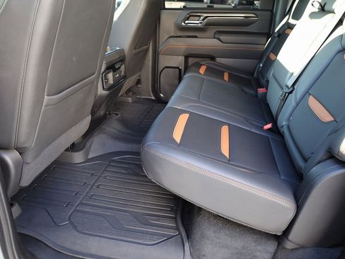 Used 2024 GMC Sierra 3500 AT4 w/ AT4 Premium Plus Package image 17