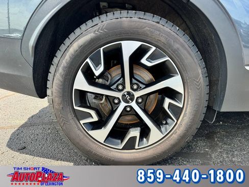 Used 2023 Kia Sportage EX AWD/4WD image 22