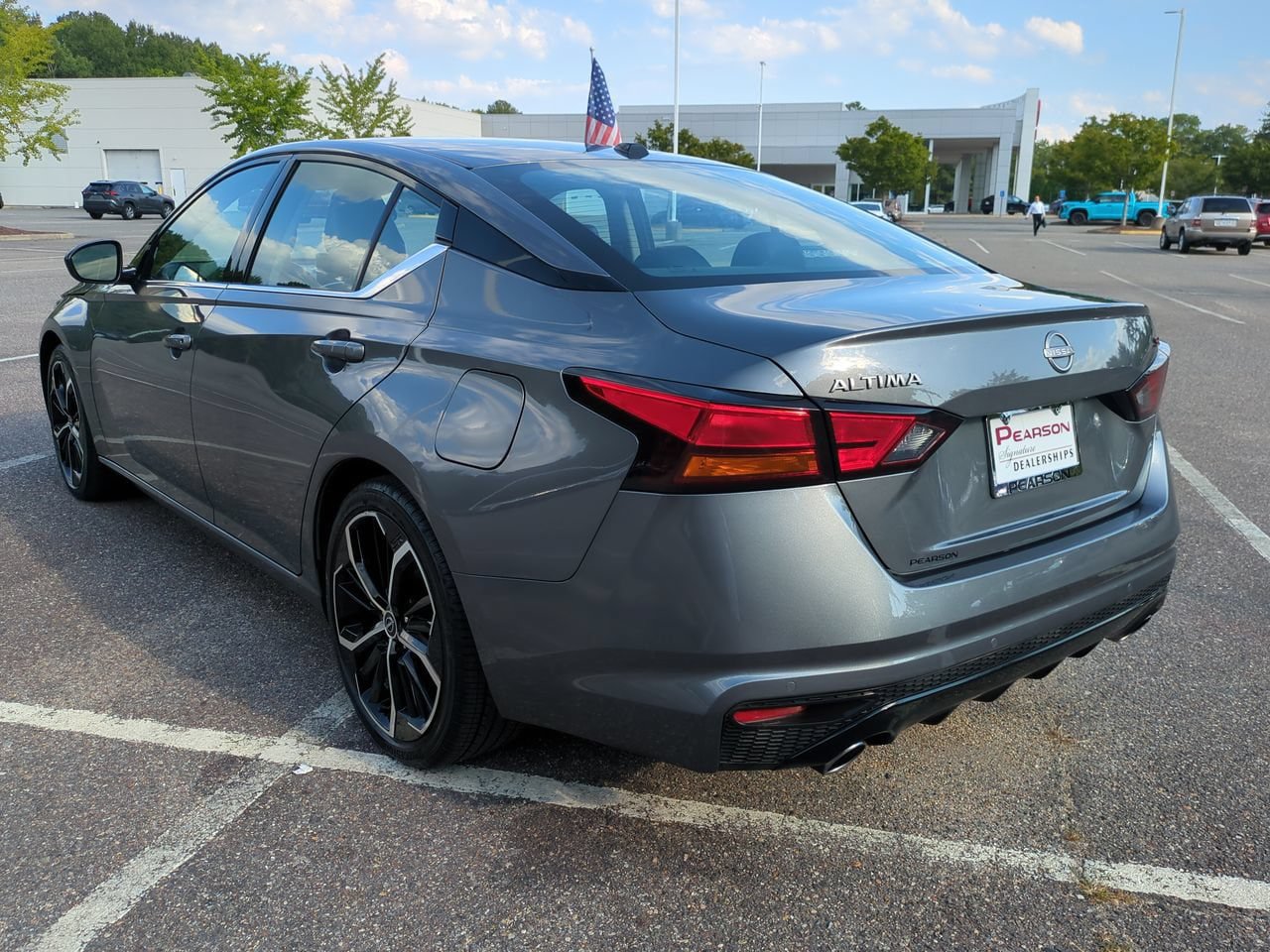 Used 2026 Nissan Altima 2.5 SR FWD image 6