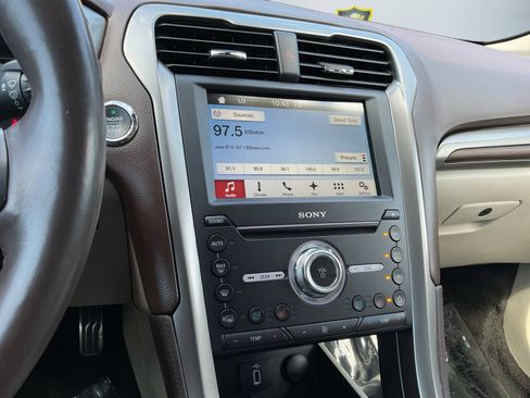 Used 2018 Ford Fusion Energi Platinum image 14