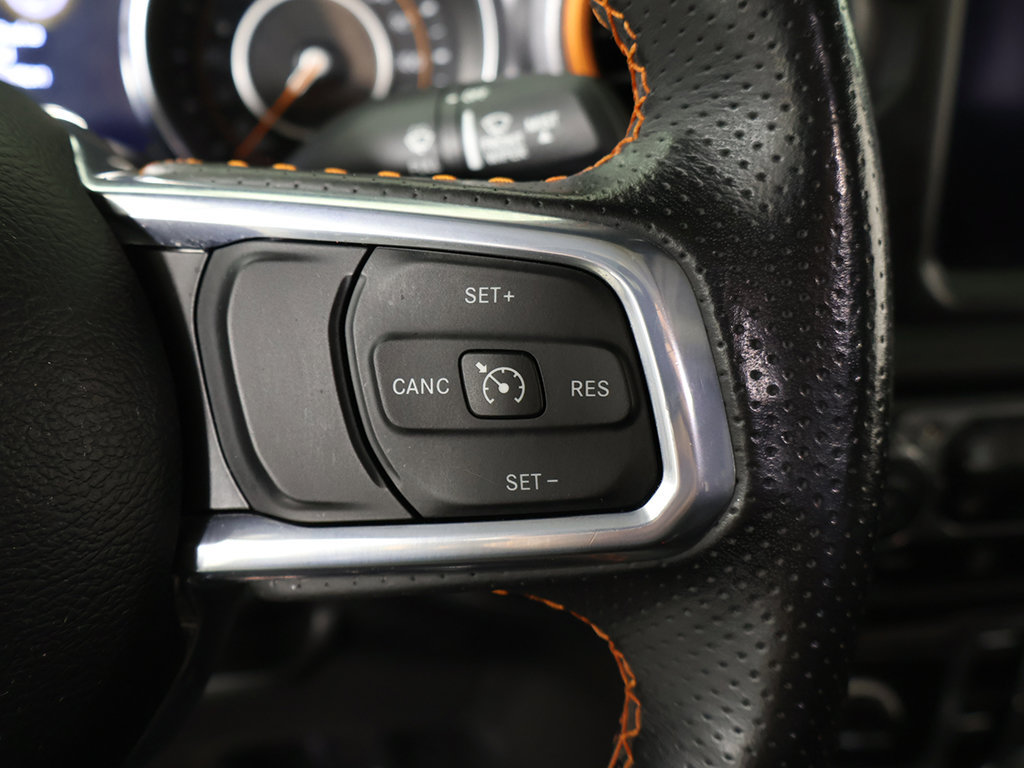 Used 2023 Jeep Gladiator Mojave w/ LED Lighting Group AWD/4WD image 38