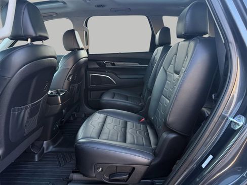 Used 2022 Kia Telluride SX w/ SX Prestige Package image 27